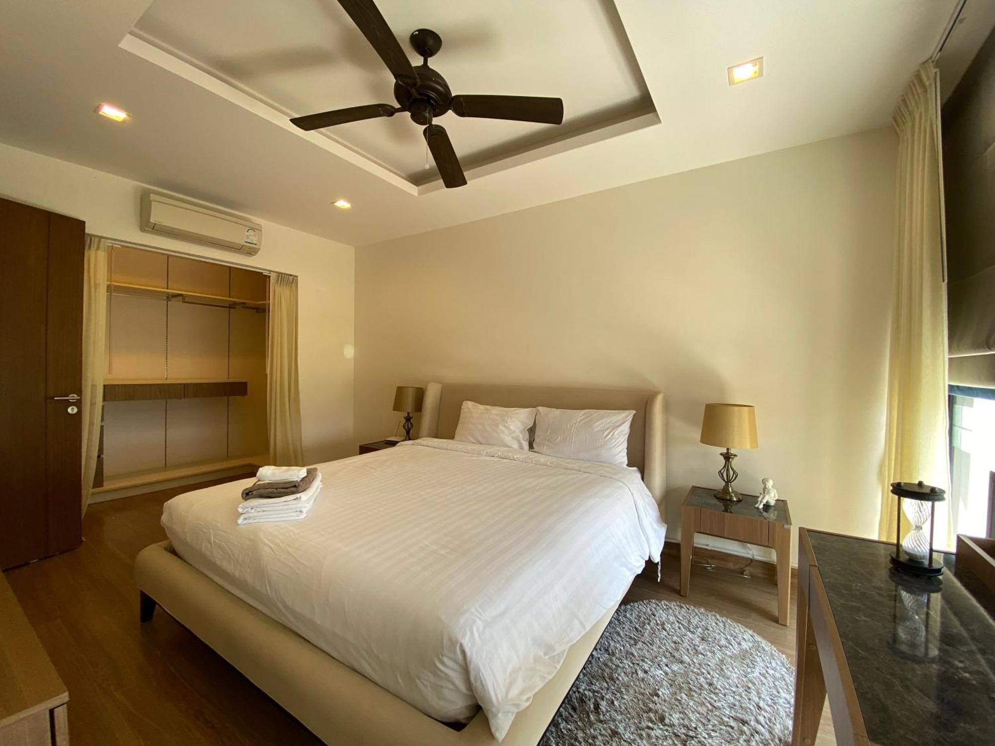 2 Bdr Townhouse In Laguna Park By Capitalpro Holiday home